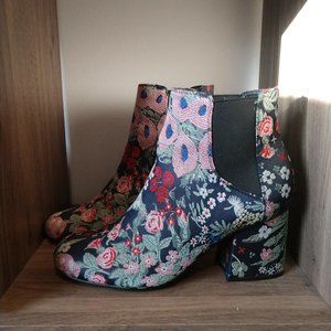 Indigo Road Navy Blue Embroidered Boots 10